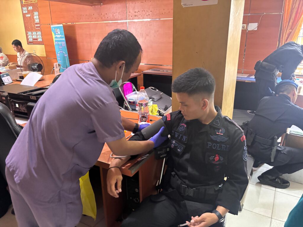 4b7d3d9c-6d18-4d20-851c-06bc156ecef0