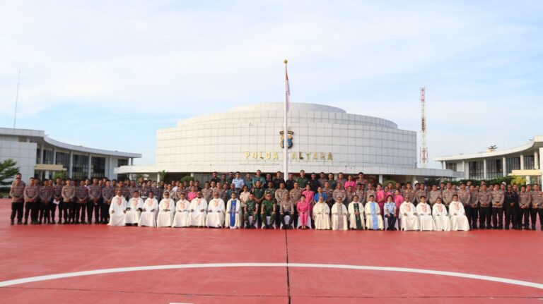 fb26b405-7b8f-4c33-bd0b-a762f84c2d13