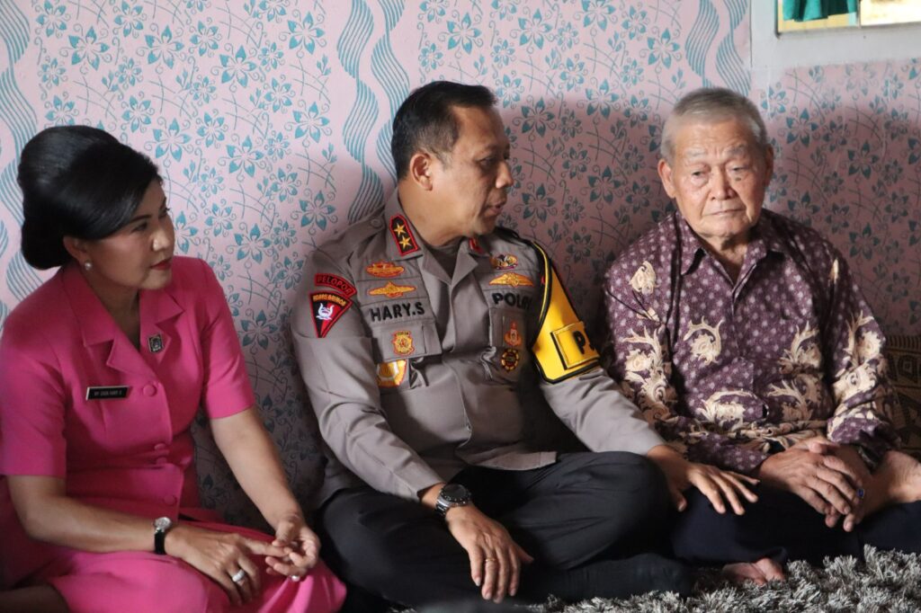 a863ae58-290a-41bc-95fb-7f222174cb92