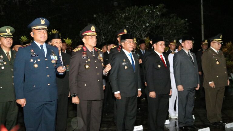 76425616-afa2-4ab0-a851-4463d8198302