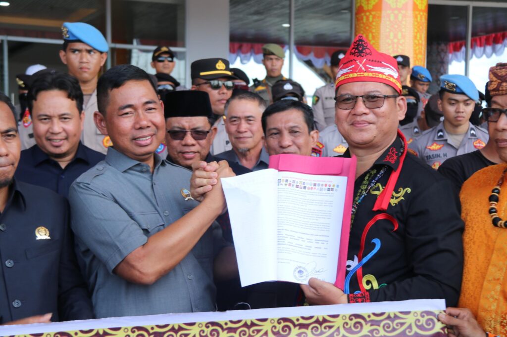 8f763a1c-1216-4136-9dea-c9943229994e