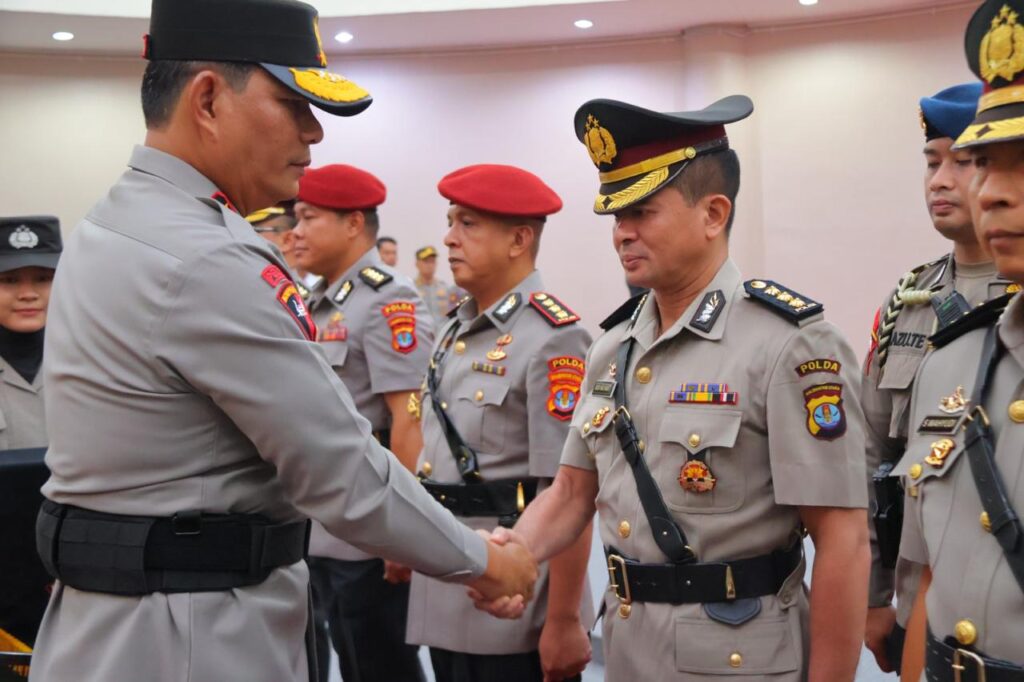 16a7e43f-2b6f-459a-ab56-78b29ebd2212