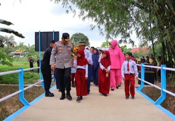 e9a93a96-7691-4491-80f7-6940d6fe9927